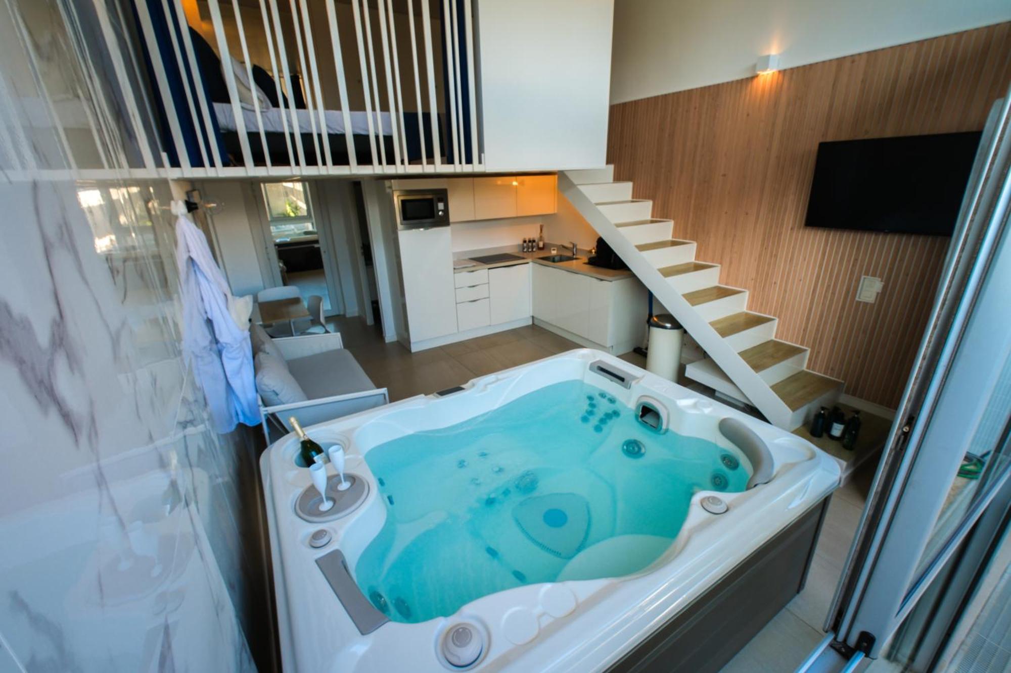 Villa Bono Jacuzzi & Spa Saint-Laurent-du-Var Exterior foto
