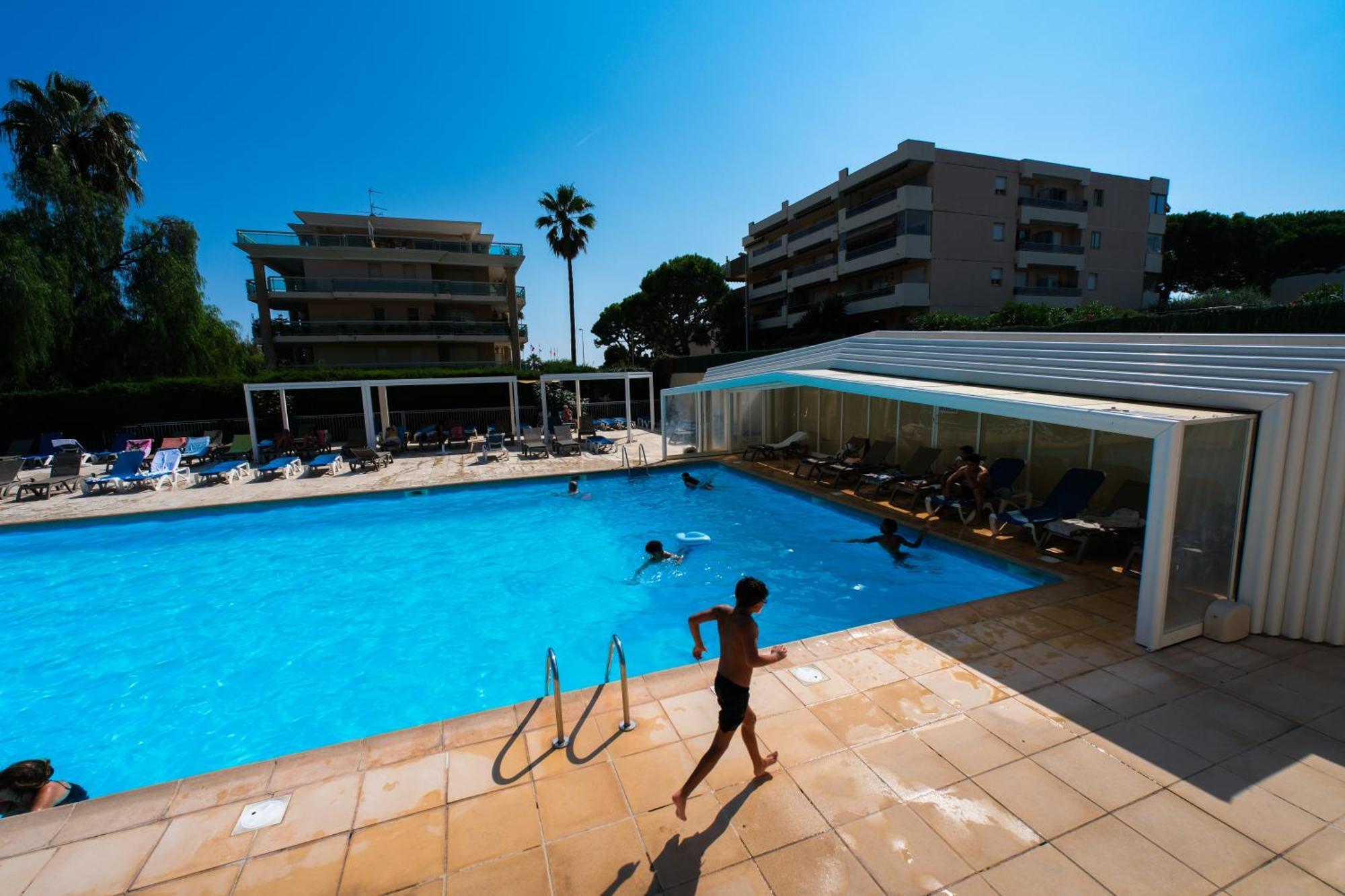 Villa Bono Jacuzzi & Spa Saint-Laurent-du-Var Exterior foto